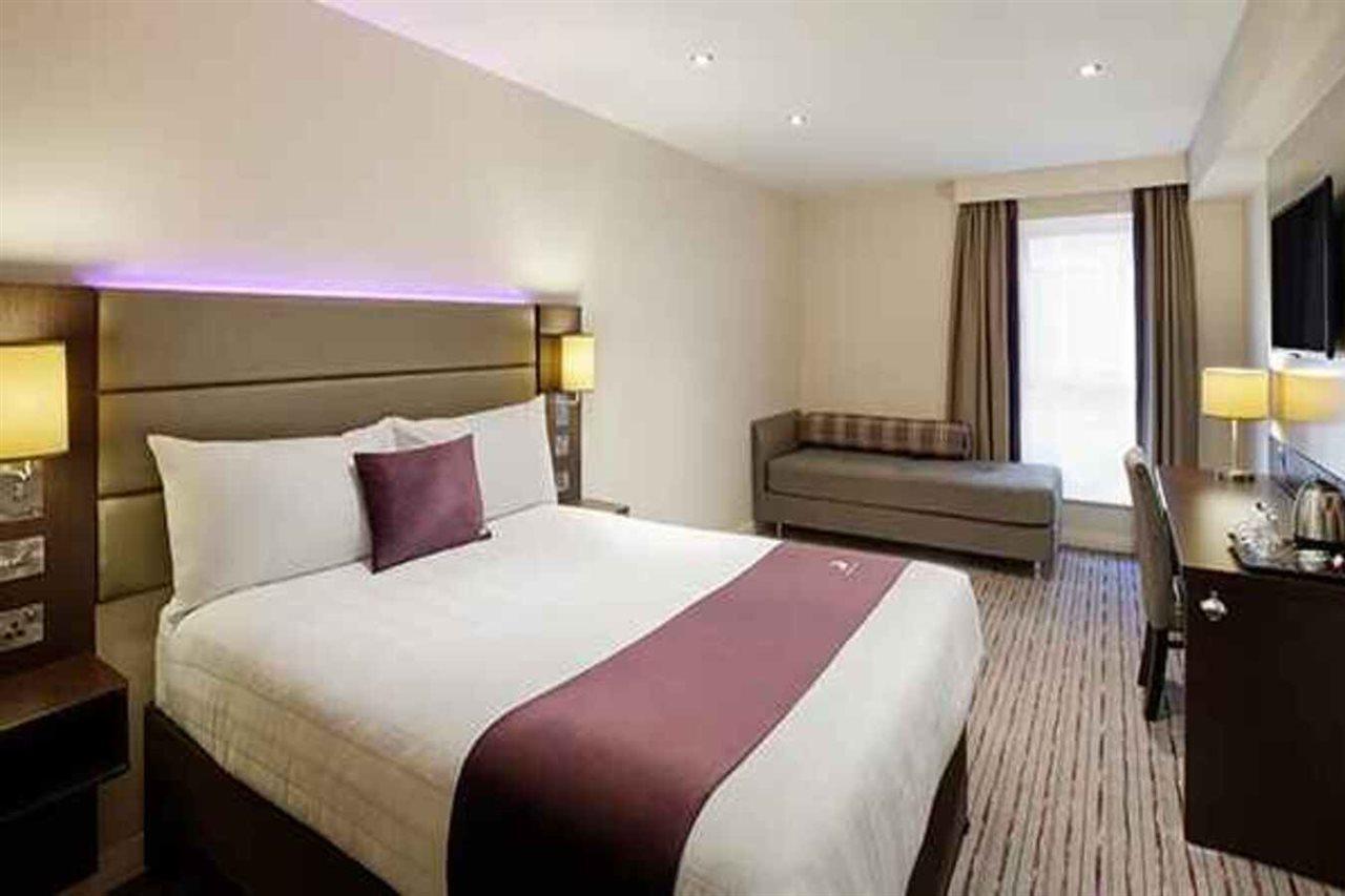 Premier Inn Premier Inn Saffron Walden Esterno foto