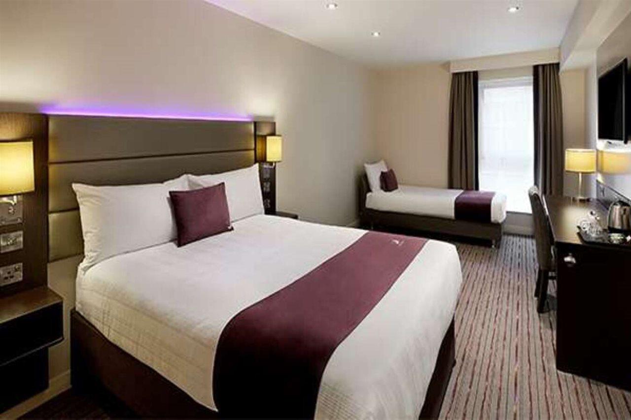 Premier Inn Premier Inn Saffron Walden Esterno foto